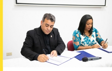 UCNE ofrece facilidades de estudios a periodistas y sus familiares; realiza encuentro con medios de comunicación
