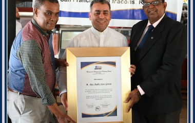 Reconocen labor del Rector UCNE
