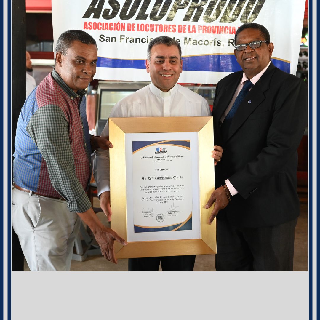 Reconocimiento_Rector.jpg