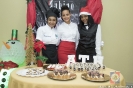 Estudiantes ATH presentan Restaurante Flor de Pascua