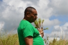 UCNE planta dos mil árboles en Colonia de Jaya_10