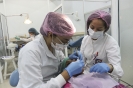 UCNE realiza operativo odontológico con pacientes del Instituto Oncológico_3