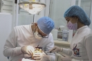 UCNE realiza operativo odontológico con pacientes del Instituto Oncológico