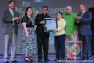 UCNE reconoce colaboradores destacados por su servicio en el año 2014_5