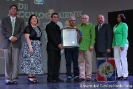 UCNE reconoce colaboradores destacados por su servicio en el año 2014_5