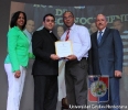 UCNE reconoce colaboradores destacados por su servicio en el año 2014_7